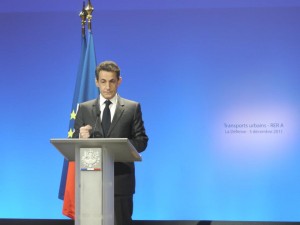 Photo de Nicolas Sarkozy lors de l'inauguration du nouvel RER à la Défense
